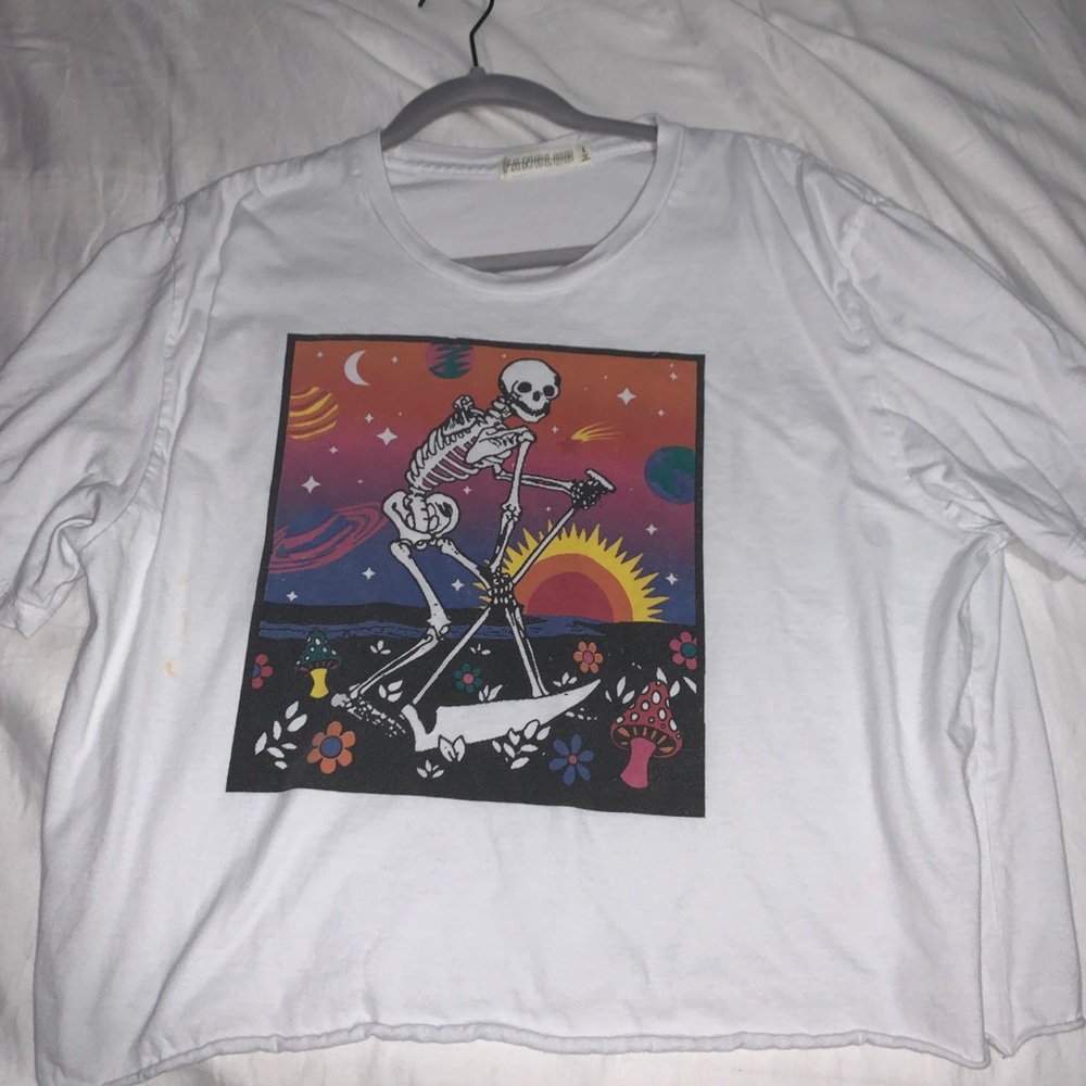 Graphic tee